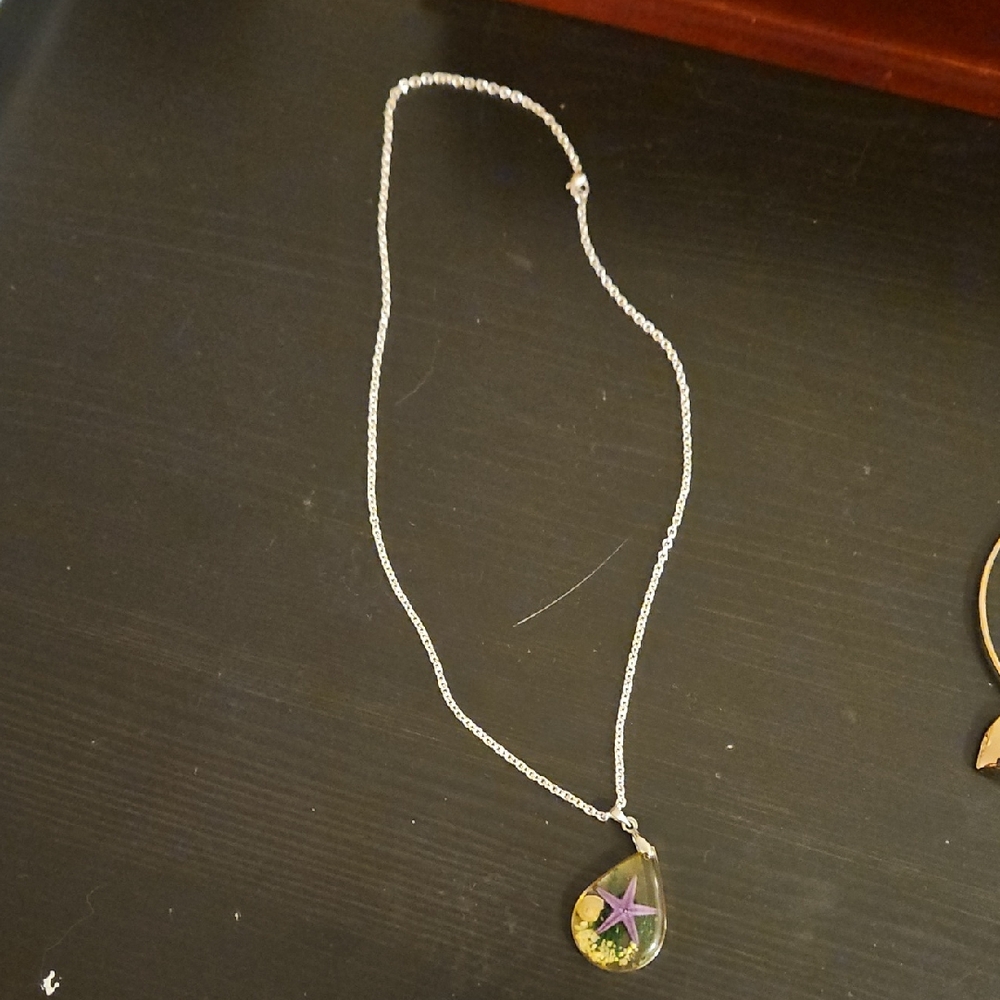 Silver Starfish Pendant Necklace